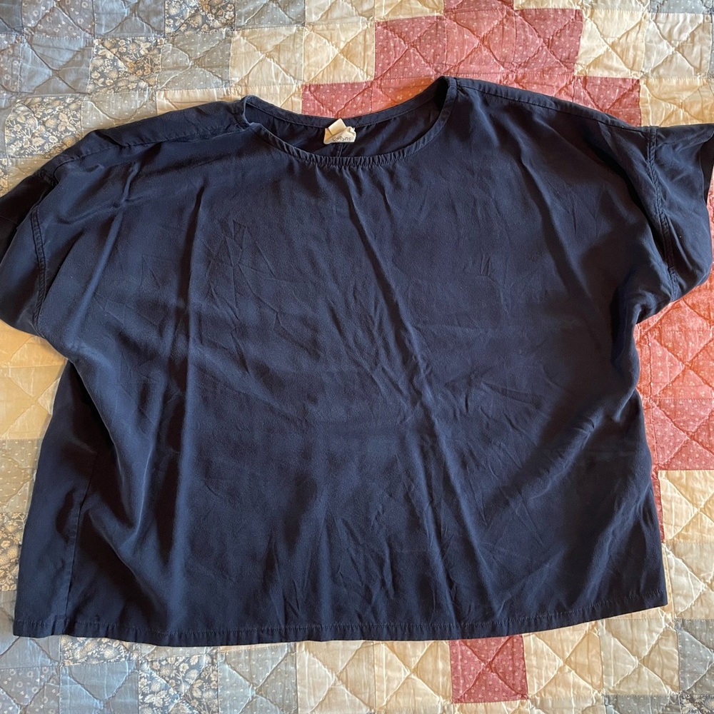 Elizabeth Suzann Georgia Tee in Silk Crepe, Navy, Size S/M
